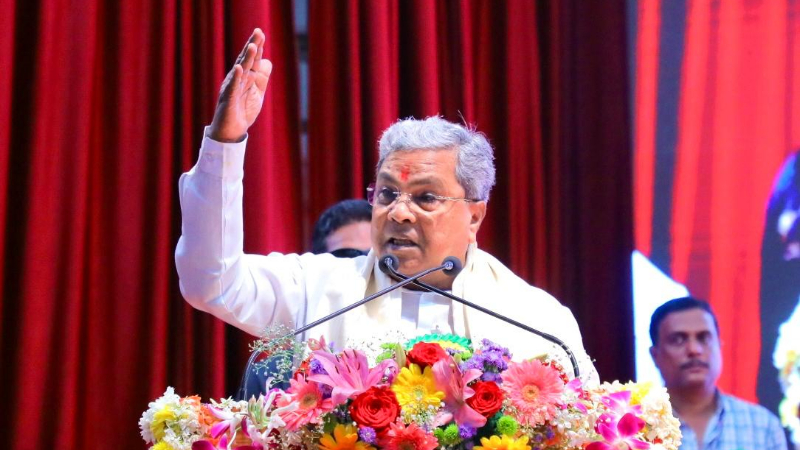 ಬೆಳೆ ಪರಿಹಾರ ಆದಷ್ಟು ಬೇಗ ಕೊಡ್ತೀವಿ, ದುಡ್ಡಿಗೆ ಕೊರತೆ ಇಲ್ಲ: ಸಿಎಂ 20 Siddaramaiah 1 3