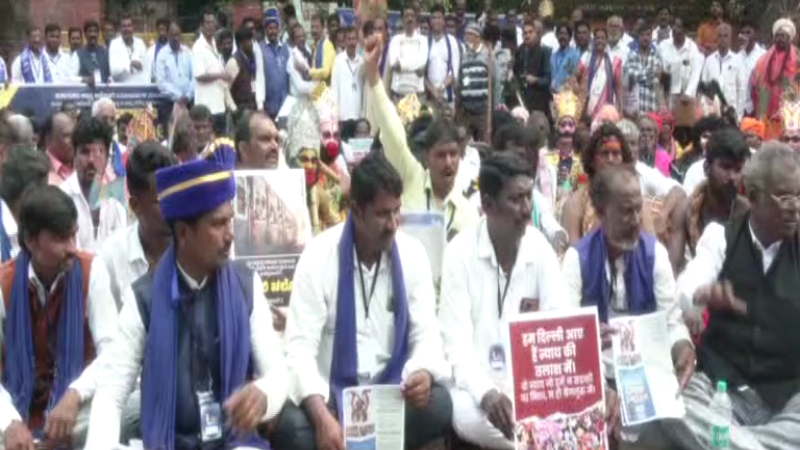Delhi Nomadic Community Protest Jantar Mantar