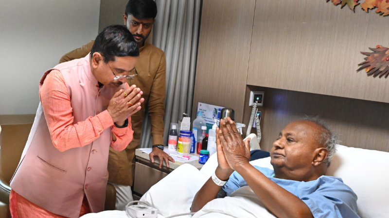 HD Deve Gowda Pralhad Joshi