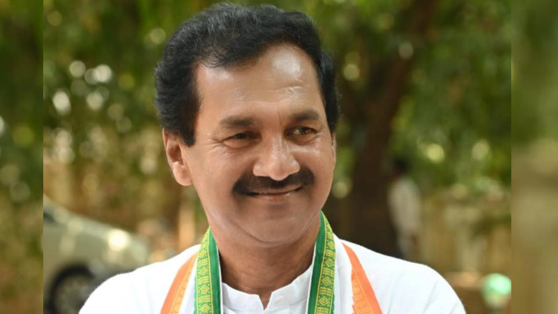 M Lakshman