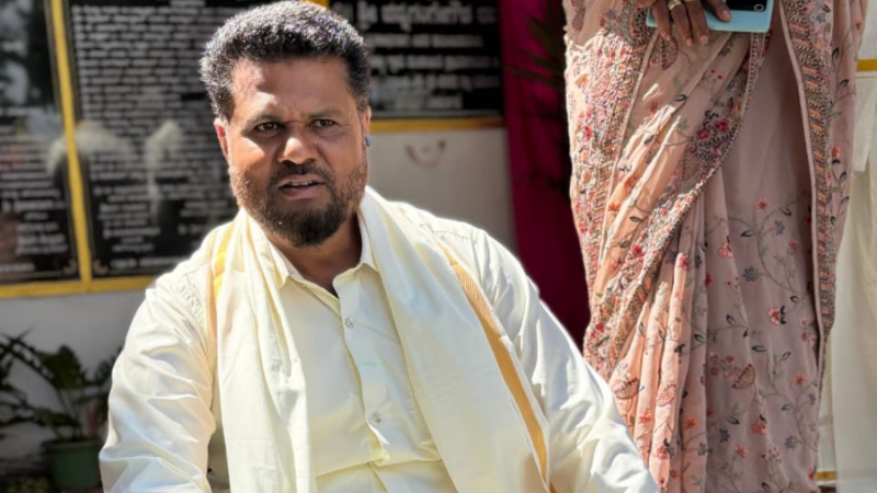 Panchayat member injured in shoot out in Nelamangala