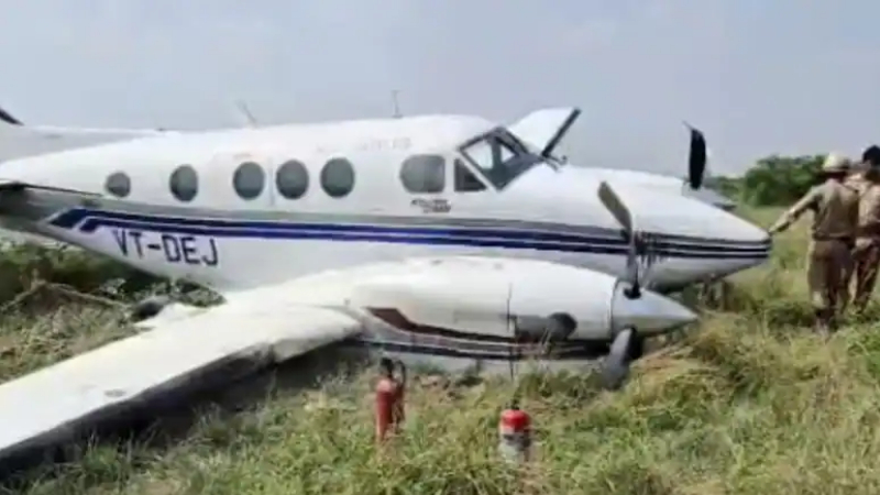 Private Jet In UP Skids