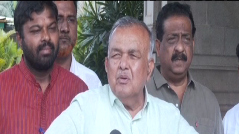 ಬಿಜೆಪಿಯವರಿಗೆ ದುರ್ಬುದ್ಧಿ - ವಯನಾಡ್ ಪ್ರಿಯಾಂಕಾ ಗಾಂಧಿ ಕ್ಷೇತ್ರ ಅಂತ ಆರೋಪ ಮಾಡ್ತಿದ್ದಾರೆ: ರಾಮಲಿಂಗಾರೆಡ್ಡಿ 2 Ramalinga reddy