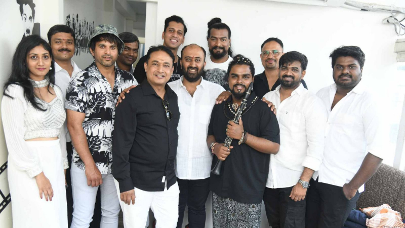 ಹೊಸತನದ ಸುಳಿವಿನೊಂದಿಗೆ 'ಟೈಮ್ ಪಾಸ್' ಟ್ರೈಲರ್ ಬಿಡುಗಡೆ! 4 Time Pass Cinema 1