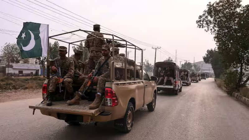pakistani soldiers