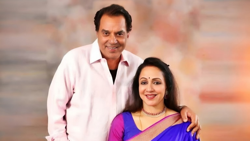 Actor Dharmendra and hemamalini