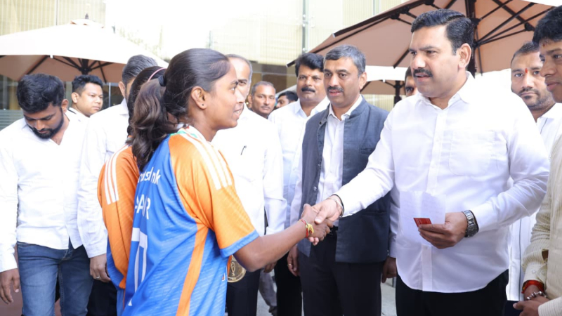 ಅಂಧರ ಮಹಿಳಾ ಟಿ20 ಕ್ರಿಕೆಟ್ ವಿಶ್ವಕಪ್ ಗೆಲುವು ಚಾರಿತ್ರಿಕ ದಾಖಲೆ - ವಿಜಯೇಂದ್ರ 4 BY Vijayendra 2