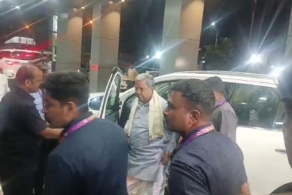 CM Siddaramaiah arrived from Delhi early morning and inquired about his wife Parvathis health bengaluru