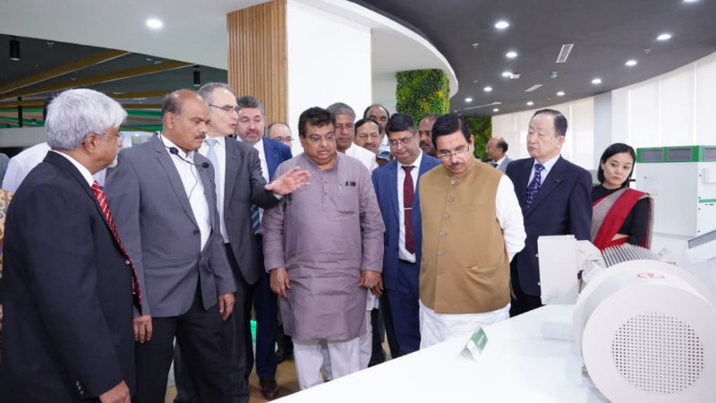 ಜಪಾನ್ 600 ಕೋಟಿ ರೂ. ಹೂಡಿಕೆ: ನೈಡೆಕ್ ಕಂಪನಿಯ ಆರ್ಚರ್ಡ್ ಹಬ್ಗೆ ಎಂ.ಬಿ ಪಾಟೀಲ್ ಚಾಲನೆ 10 M.B Patil