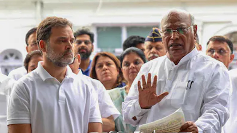 ಹೈಕಮಾಂಡ್ ಚರ್ಚಿಸಿ ಎಲ್ಲಾ ಸೆಟಲ್ ಮಾಡುತ್ತೆ - ದೆಹಲಿಗೆ ತೆರಳುವ ಮುನ್ನ ಖರ್ಗೆ ರಿಯಾಕ್ಷನ್ 1 Mallikarjun Kharge