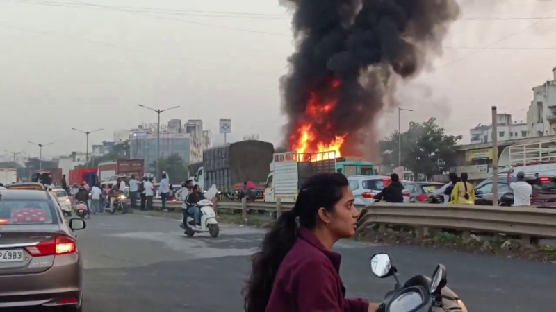 Pune Bengaluru Highway Accident
