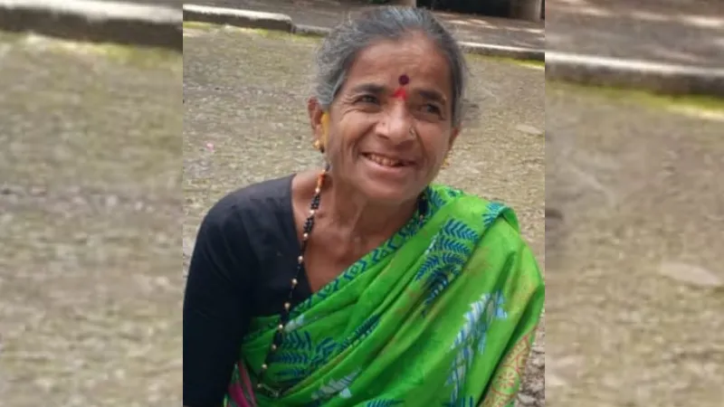 Tumakuru | ಬೈಕ್ ಡಿಕ್ಕಿಯಾಗಿ ರಸ್ತೆಗೆ ಬಿದ್ದ ಮಹಿಳೆ - ಕಾರು ಹರಿದು ಸಾವು 1 Tumakuru Woman Accident