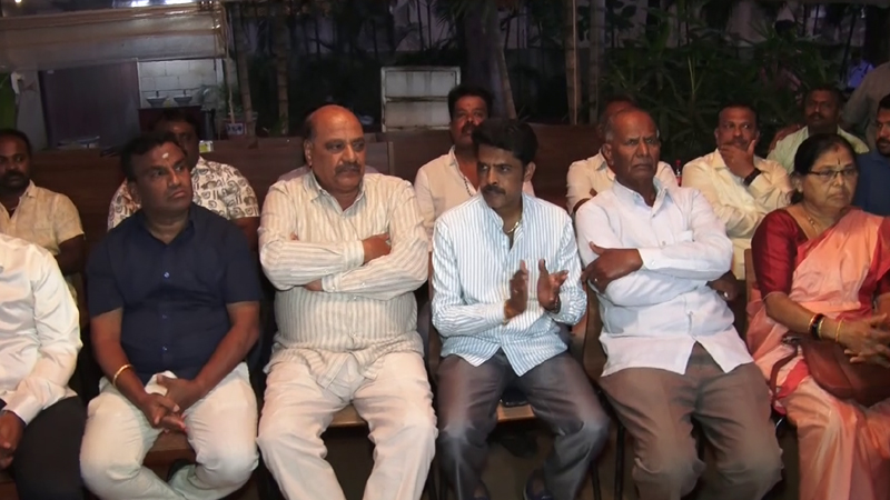 ʻಗದ್ದುಗೆ ಗುದ್ದಾಟʼ - ಸಿಎಂ ತವರಲ್ಲಿ ಡಿಕೆಶಿ ಪರ ಒಕ್ಕಲಿಗರ ಸಭೆ 3 Vokkaliga