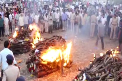 ias officer mahantesh bilagis last rites held in ramadurga