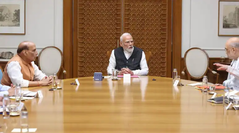pm modi security meet