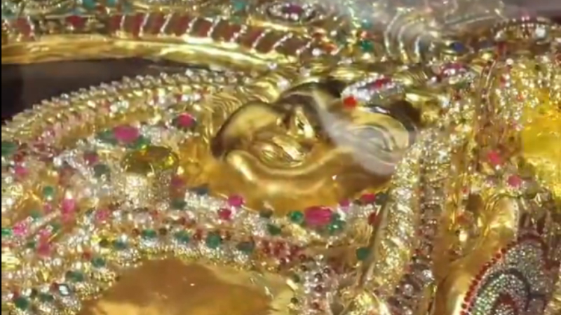 ಅಯೋಧ್ಯೆಗೆ 2.5 ಕೋಟಿ ಮೌಲ್ಯದ ಚಿನ್ನದ ರಾಮನ ಮೂರ್ತಿ - ಕರ್ನಾಟಕದ ದಾನಿಯಿಂದ ಕೊಡುಗೆ 5 Ayodhya Ram Idol From Karnataka 1