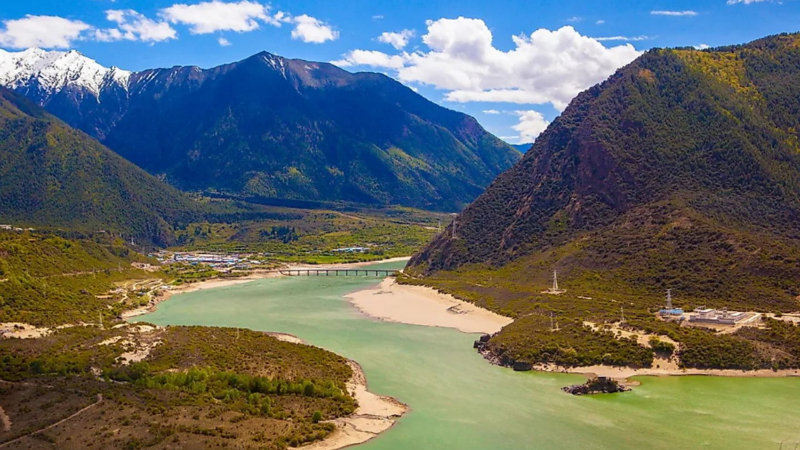 ವಿಶ್ವದ ಅತಿದೊಡ್ಡ ಅಣೆಕಟ್ಟು ನಿರ್ಮಾಣ ಮಾಡಲು ಮುಂದಾದ ಚೀನಾ 1 Brahma putra river