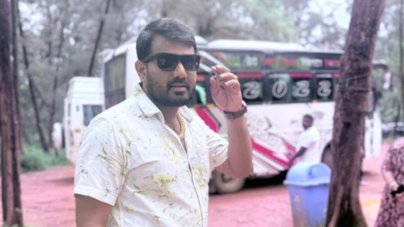 Congress Worker Ganesh Killed 2 Others Injured in Clash Sakarayapattana Chikkamgaluru 2 1