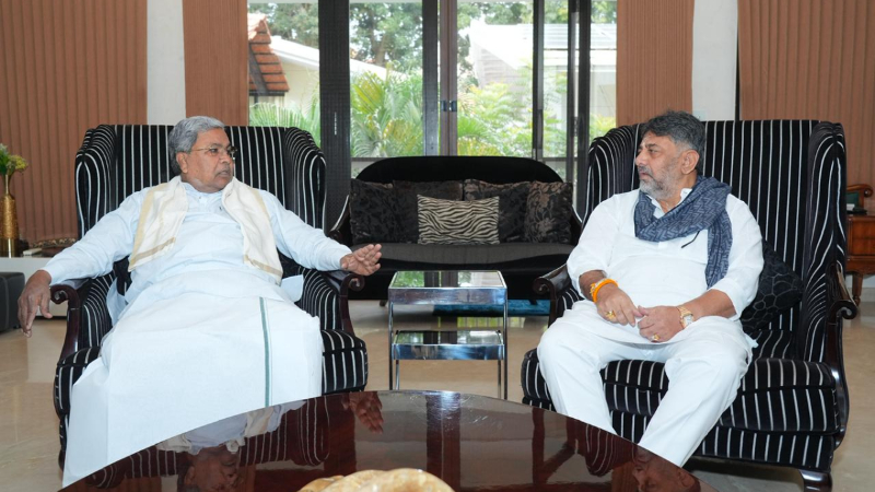DK Shivakumar and siddaramaiah 2 1