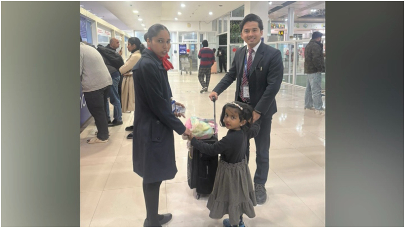 ಇಂಡಿಗೋ ಸಮಸ್ಯೆ| ಬಾರಾಮುಲ್ಲಾದಿಂದ ಬೆಂಗಳೂರಿಗೆ ಒಬ್ಬಳೇ ಬಂದ ಬಾಲಕಿ! 1 Indigo problem A girl came to Bangaluru from Baramulla alone