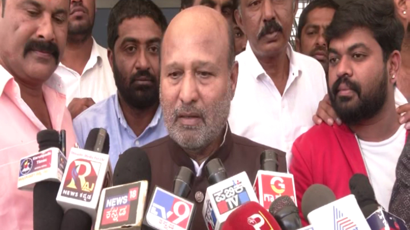 ಜ.6ಕ್ಕೆ ಡಿಕೆಶಿಗೆ ಪಟ್ಟಾಭಿಷೇಕ: ಇಕ್ಬಾಲ್ ಹುಸೇನ್ 1 Iqbal Hussain