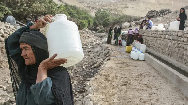 ಹನಿ ನೀರಿಗಾಗಿ ಪರದಾಟ - ರಾಜಧಾನಿಯನ್ನೇ ಸ್ಥಳಾಂತರಿಸಲು ಮುಂದಾದ ಇರಾನ್! 10 Iran Water Crisis 2