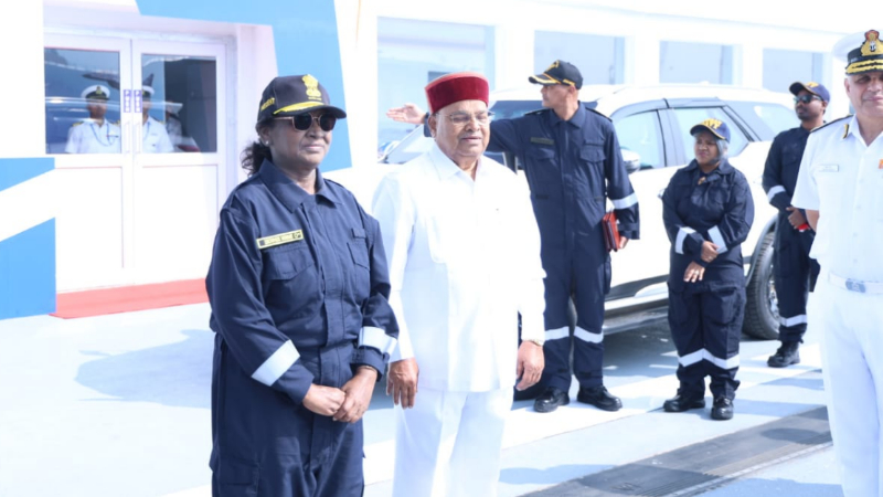 ಕಾರವಾರ ತೀರದಲ್ಲಿ ರಾಷ್ಟ್ರಪತಿ ಮುರ್ಮು ಸಬ್ಮೆರಿನ್ ಯಾನ 3 Karwar Droupadi Murmu INS Vagsheer