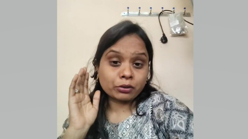 Love with a married man Married woman commits live suicide Ballari 1