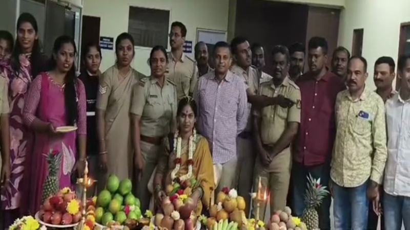 ಪರಪ್ಪನ ಅಗ್ರಹಾರ ಪೊಲೀಸ್ ಠಾಣೆಯಲ್ಲಿ ಮಹಿಳಾ ಪೇದೆಗೆ ಸೀಮಂತ 3 Parappana Agrahara Lady Constable Baby Shower 1