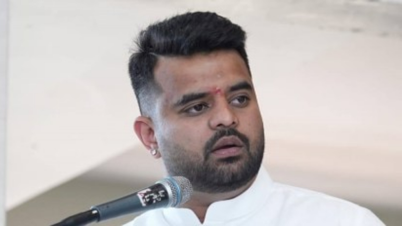 Prajwal Revanna 2 1