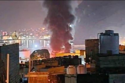 Saudi Arabia bombs Yemen port Mukalla City amid rift with UAE