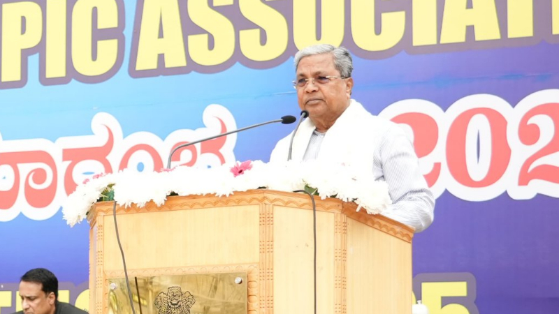 ಒಲಂಪಿಕ್ಸ್ನಲ್ಲಿ ಚಿನ್ನದ ಪದಕ ಗೆಲ್ಲುವ ರಾಜ್ಯದ ಕ್ರೀಡಾಪಟುಗಳಿಗೆ 6 ಕೋಟಿ ಬಹುಮಾನ: ಸಿಎಂ 3 Siddaramaiah 4