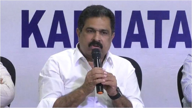 Sitting BJP MLC Puttanna resigns from party joined Congress