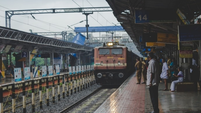 Train 5