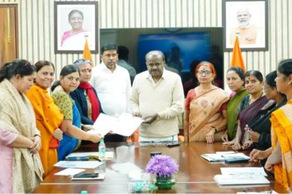 anganwadi asha workers h.d.kumaraswamy