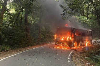 tourist bus catches fire near virajpet kodagu