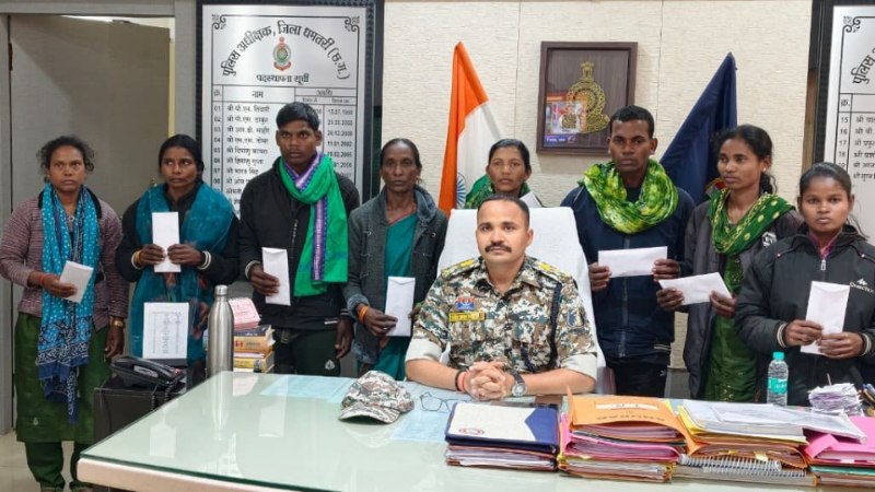 9 Maoists Carrying Total Bounty Of Rs 47 Lakh Surrender In Chhattisgarh