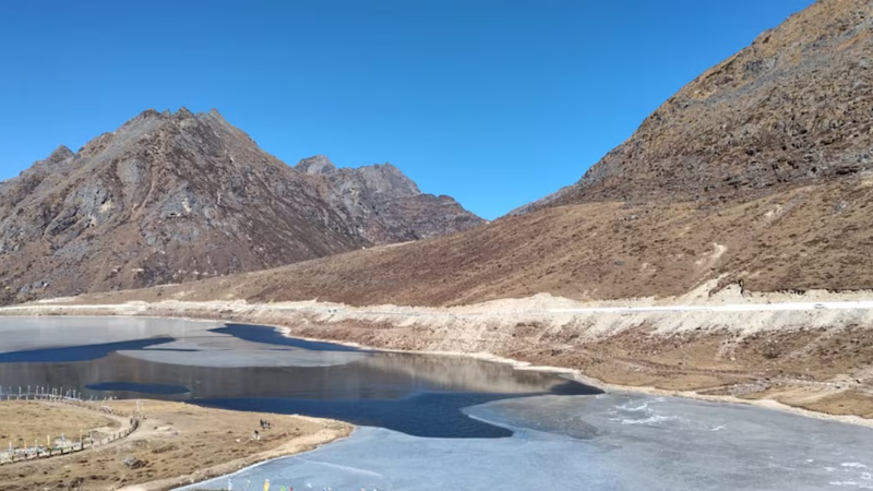 Arunachal Sela lake 2