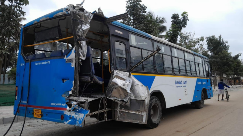 BMTC bus hits train in Sadaramangala