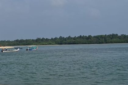 Boat capsizes due to strong waves 15 tourists rescued four in critical condition in Udupi