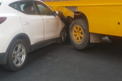 Car School Bus Accident Bengaluru 1