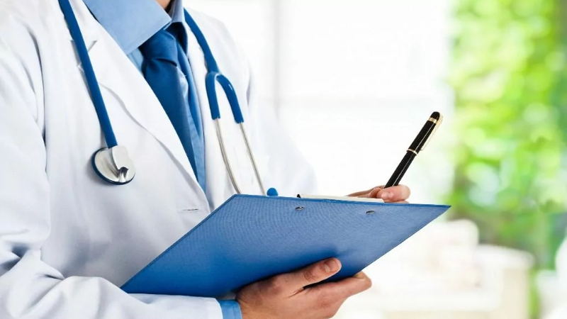 DOCTOR