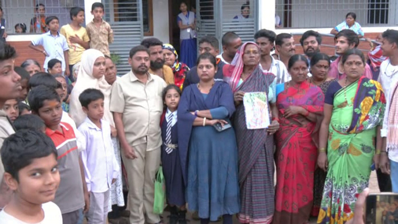ಹಾಡಹಗಲೇ ಇಬ್ಬರು ಮಕ್ಕಳ ಅಪಹರಣ - ಮರಳಿ ಪಾಲಕರ ಮಡಿಲು ಸೇರಿದ ಪುಟಾಣಿಗಳು! 3 Dharwad