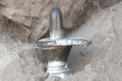 Excavation at Lakkundi Metal Shivalinga discovered