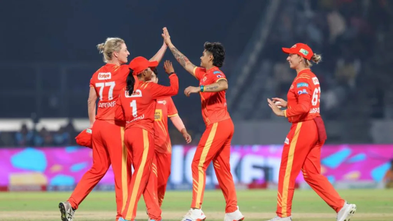Gujarat Giants 1 2