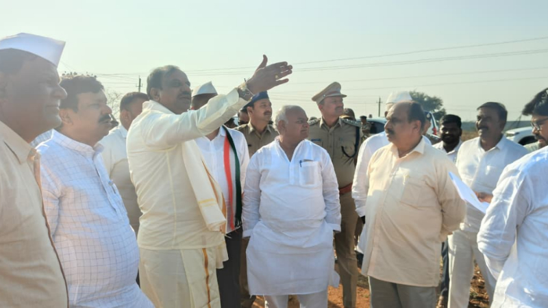 ಫೆ. 13ರಂದು ಹಾವೇರಿಯಲ್ಲಿ ಬೃಹತ್ ಸಾಧನಾ ಸಮಾವೇಶ - ಒಂದು ಲಕ್ಷಕ್ಕೂ ಅಧಿಕ ಹಕ್ಕು ಪತ್ರ ವಿತರಣೆ 3 Haveri Sadhana Samavesha Shivananda Patil 1