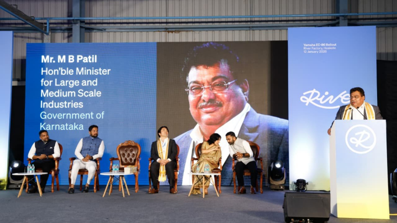 ರಿವರ್ ಮೊಬಿಲಿಟಿ ತಯಾರಿಕೆಯ ವಿದ್ಯುತ್ ಚಾಲಿತ Yamaha EC-06 ಬೈಕ್ ಹಸ್ತಾಂತರ 5 MB patil Yamaha EC 06 2