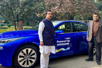 Nithin Gadkari and Prahlad Joshi