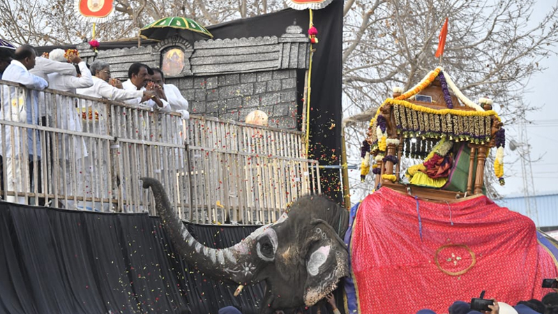 ವಿಜೃಂಭಣೆಯ ಅಂಬಾದೇವಿ ಮಹಾರಥೋತ್ಸವ - ಜಂಬೂಸವಾರಿಗೆ ಸಿಎಂ ಚಾಲನೆ 5 Raichur Jatre 3