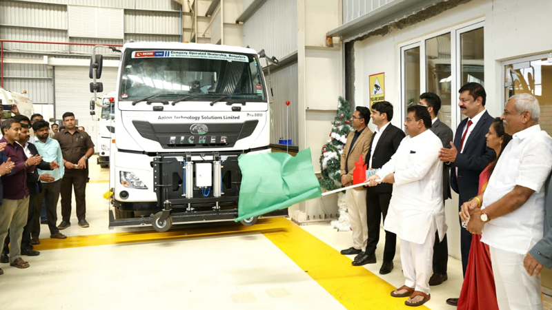 Runway Cleaning Vehicle